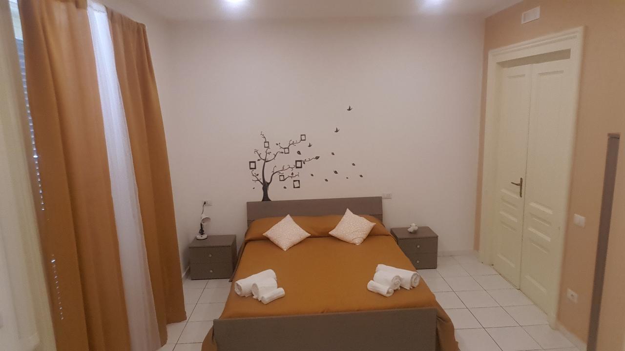Sweet Night Rooms Napoli Bagian luar foto