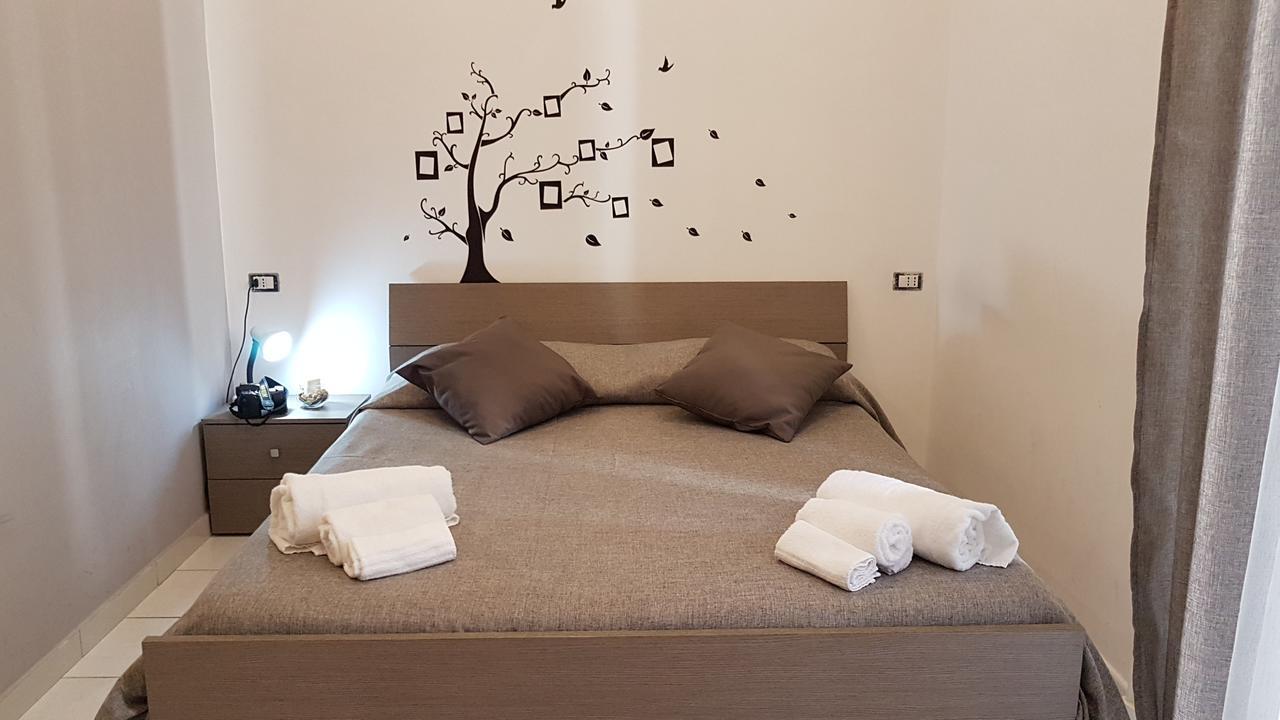 Sweet Night Rooms Napoli Bagian luar foto